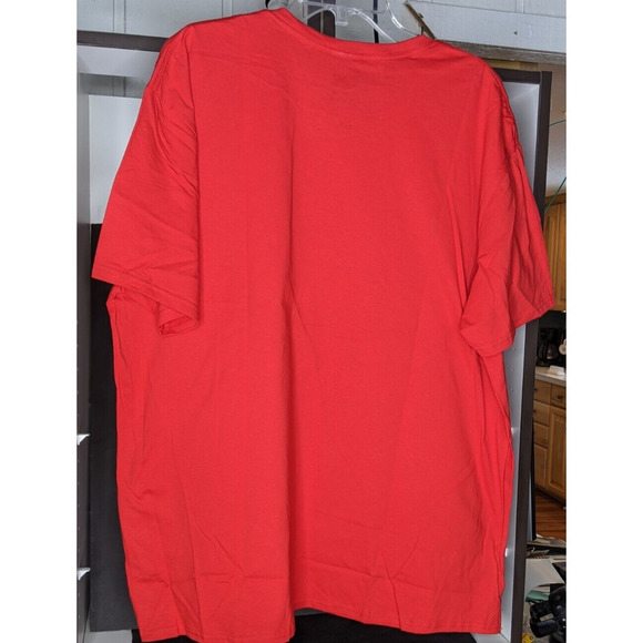 New Marvel Spiderman Mens TShirt 2X Tis The Season To Be Amazing Red - Picture 3 of 4